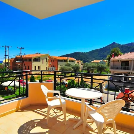 Penzion Room In Studio - Hotel Georgia - Elegant Rooms Near Golden Beach In Thassos Island Chrysi Ammoudia